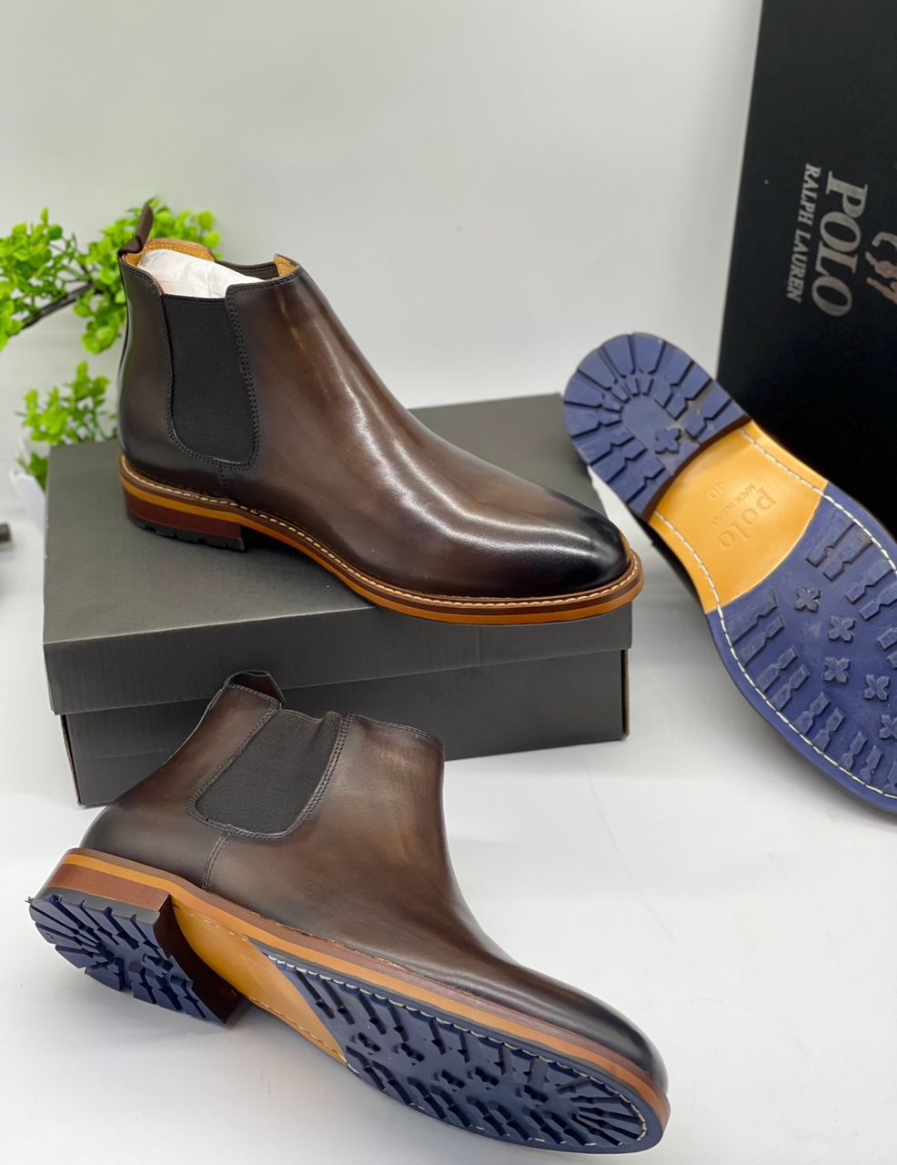 Chelsea Boots - Brown